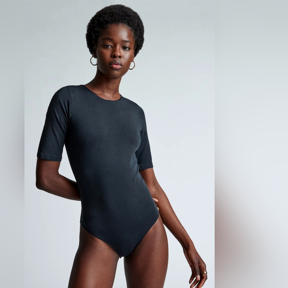 Everlane The Short-Sleeve Crew Neck Body Suit size Medium